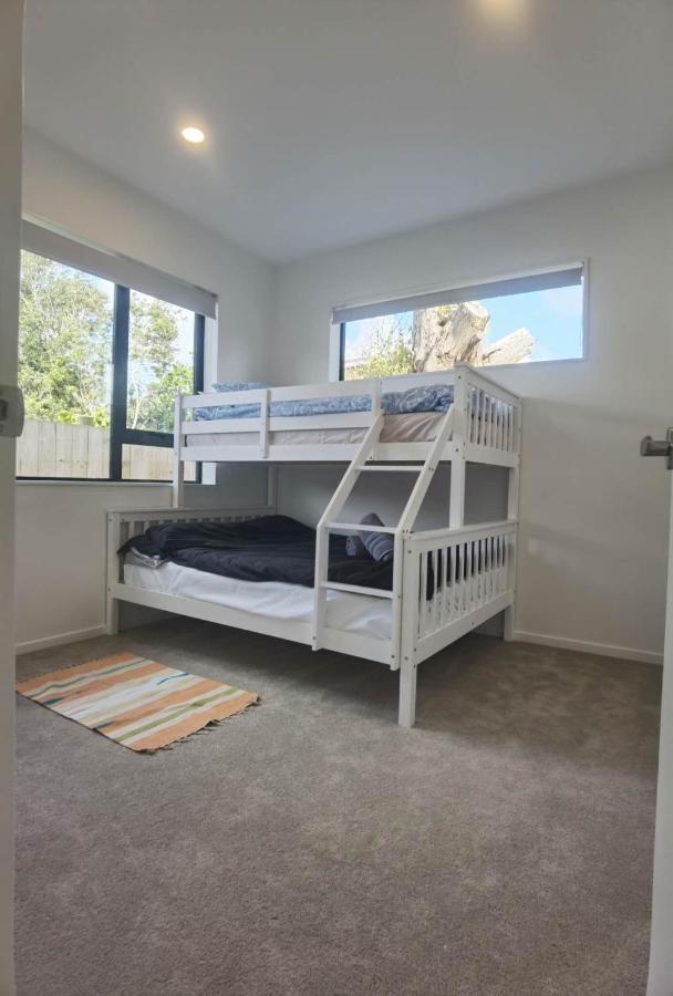 הוילה אוקלנד Henderson New House מראה חיצוני תמונה