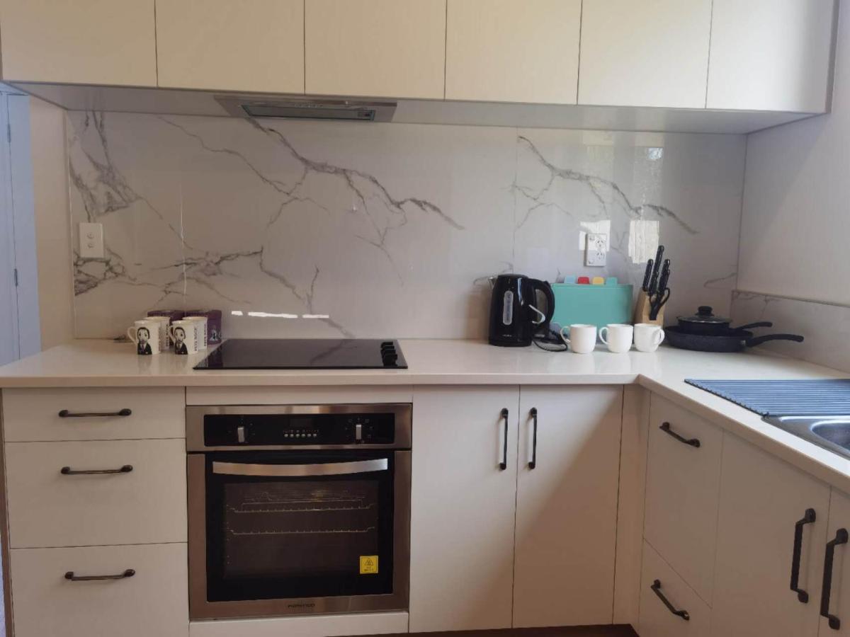 הוילה אוקלנד Henderson New House מראה חיצוני תמונה